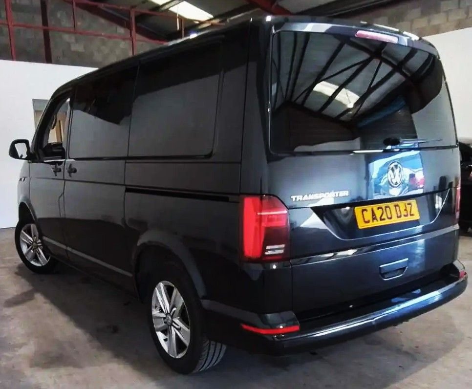 Used Volkswagen Transporter Shuttle 2020 for sale - 76395664: Photo 2