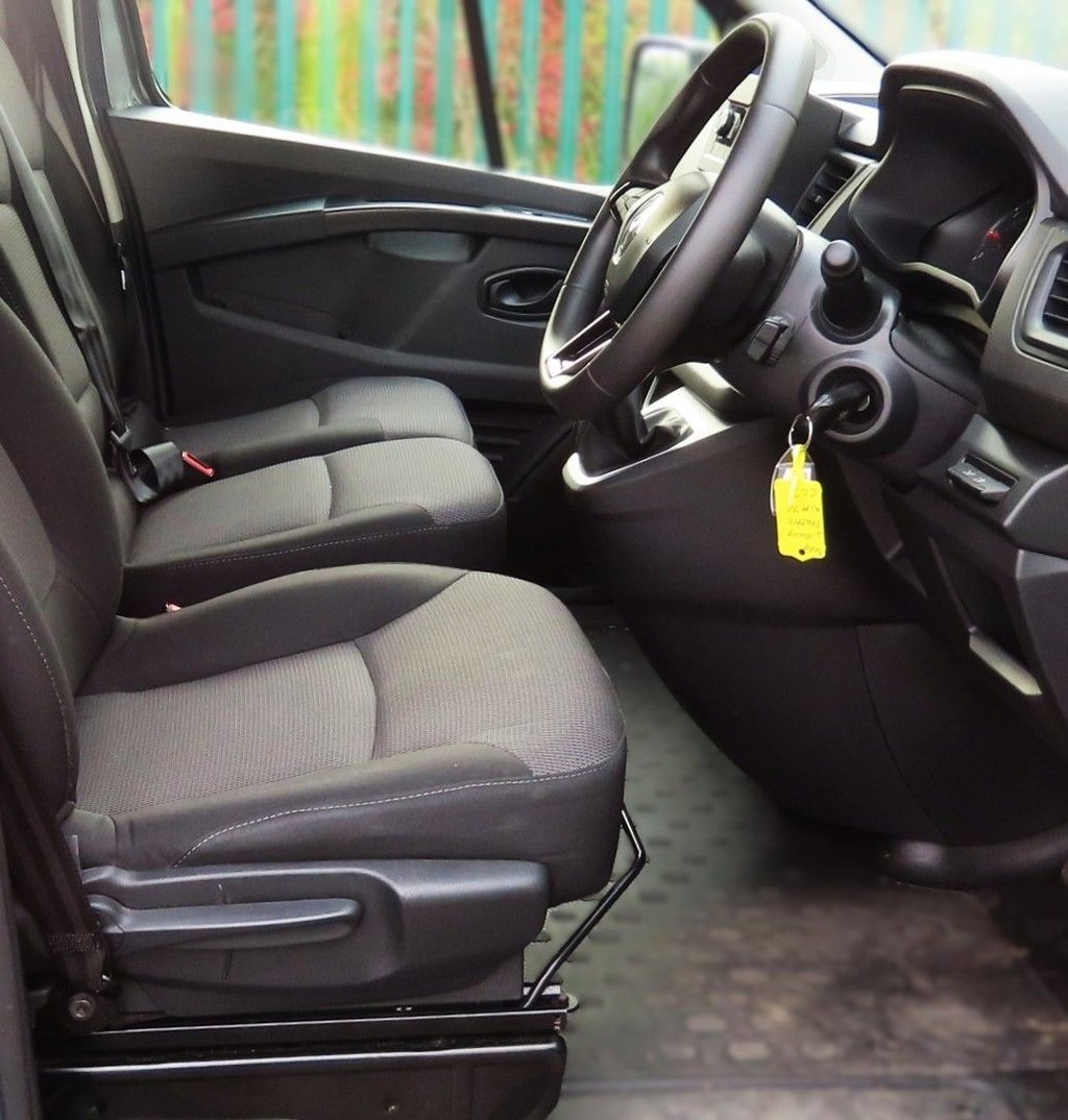 Used Renault Trafic 2022 for sale - 76368216: Photo 2