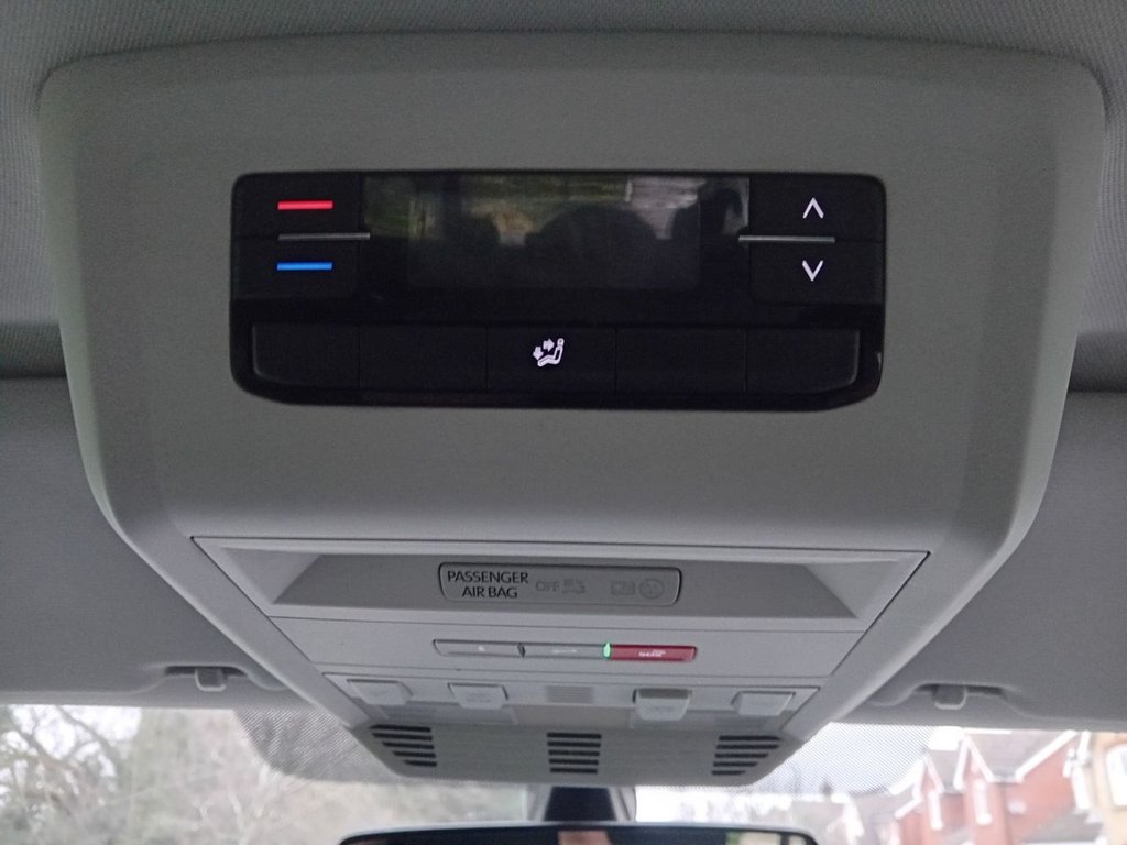 Used Volkswagen Transporter Shuttle 2020 for sale - 76724284: Photo 17