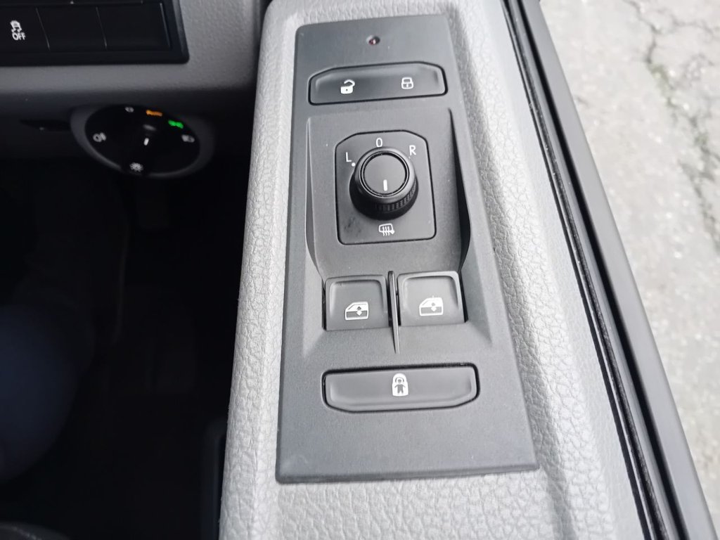 Used Volkswagen Transporter Shuttle 2020 for sale - 76724284: Photo 23