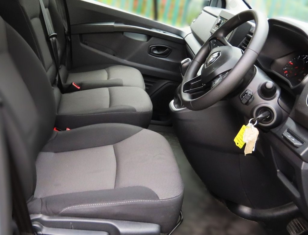 Used Renault Trafic 2022 for sale - 76368078: Photo 2