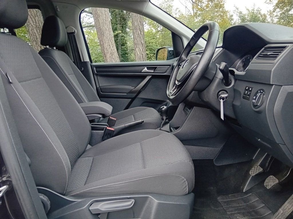 Used Volkswagen Caddy Maxi Life 2020 for sale - 77383760: Photo 21