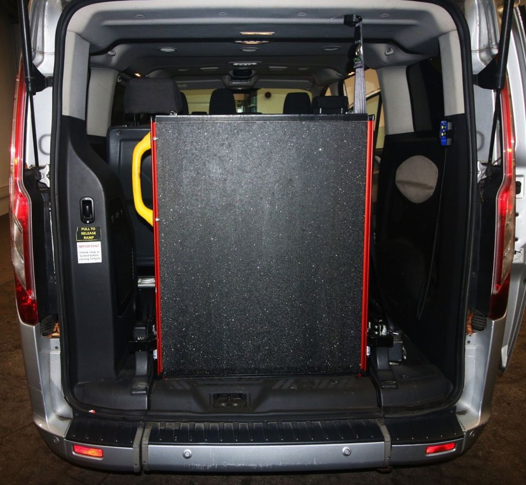 Used Ford Tourneo Custom 2018 for sale - 76910306: Photo 1