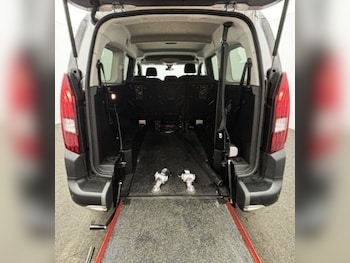 Used Peugeot Rifter 2023 for sale - 77408476: Photo