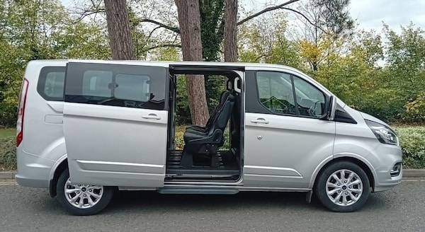Used Ford Tourneo Custom 2023 for sale - 76280198: Photo 8