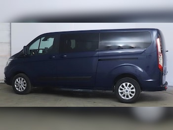 Used Ford Tourneo Custom 2020 for sale - 78401837: Photo