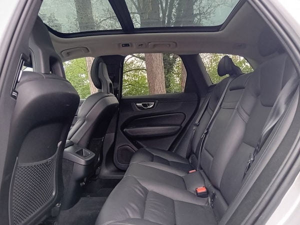 Used Volvo XC60 2018 for sale - 76009755: Photo 10