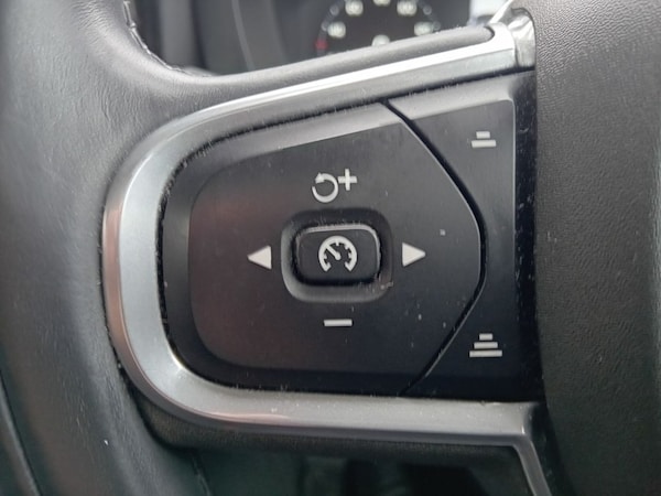 Used Volvo XC60 2018 for sale - 76009755: Photo 15
