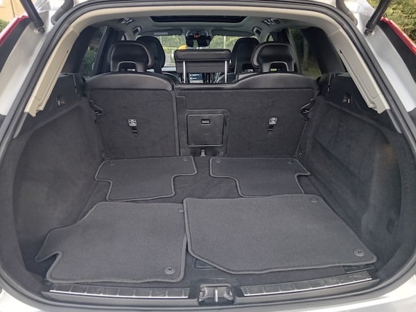 Used Volvo XC60 2018 for sale - 76009755: Photo 28