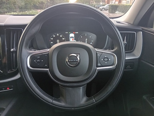 Used Volvo XC60 2018 for sale - 76009755: Photo 40