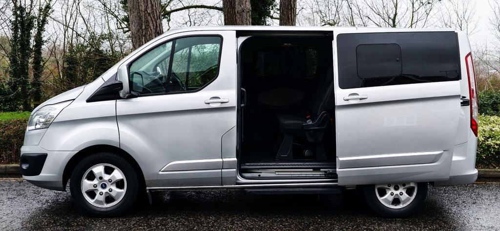 Used Ford Tourneo Custom 2018 for sale - 78095861: Photo 10