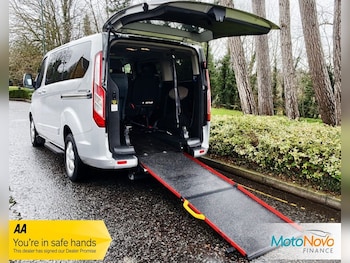 Used Ford Tourneo Custom 2018 for sale - 78095861: Photo