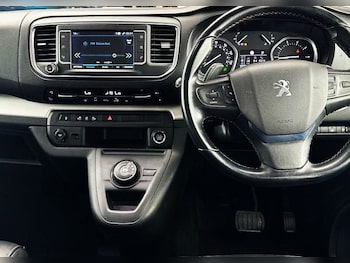Used Peugeot Traveller 2022 for sale - 79233868: Photo