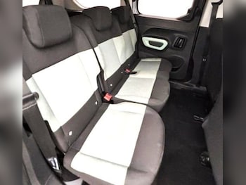 Used Citroen Berlingo 2020 for sale - 76256503: Photo