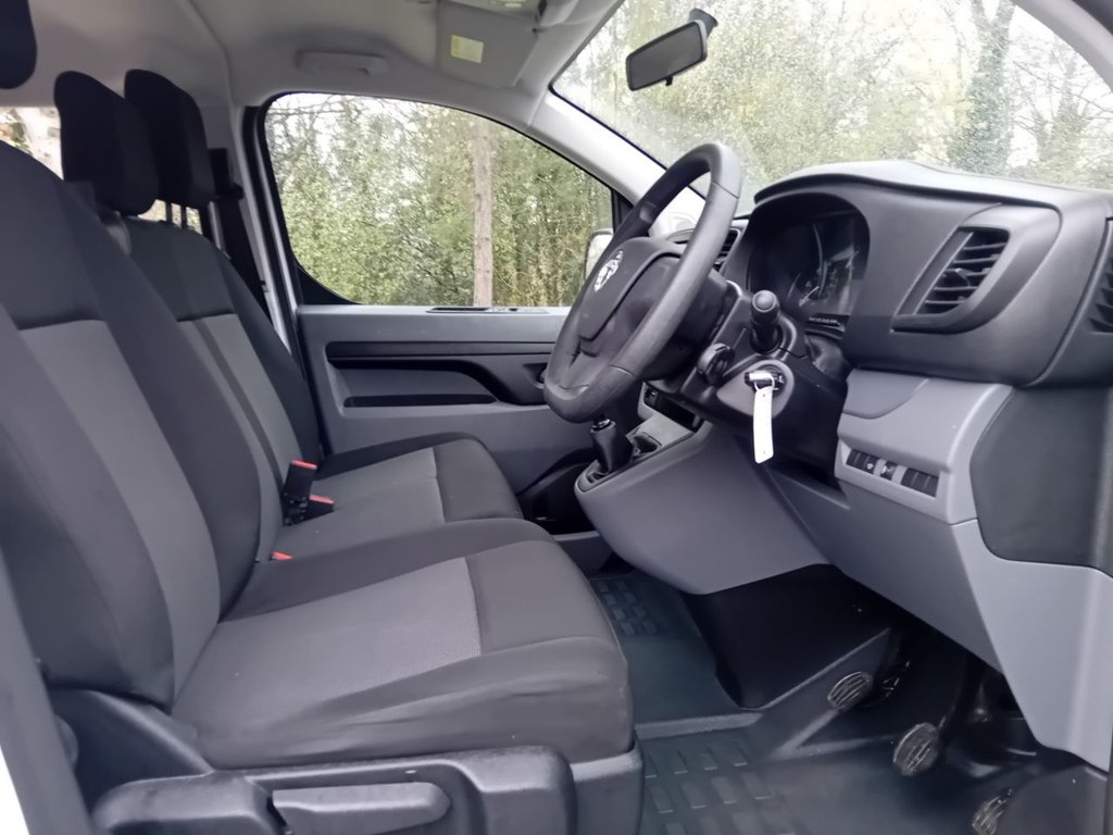 Used Vauxhall Vivaro Life 2022 for sale - 76470214: Photo 14