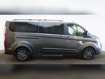 Used Ford Tourneo Custom 2021 for sale - 78645701: Photo