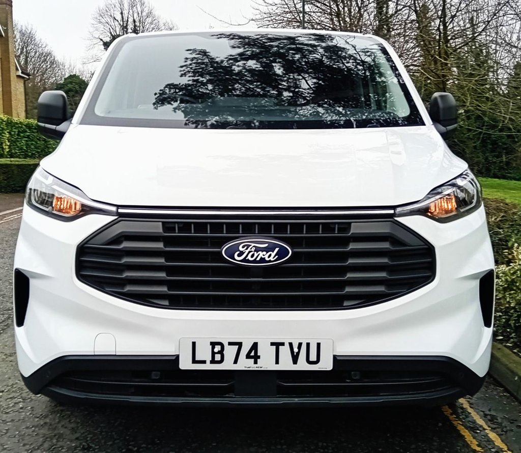 Used Ford Transit Custom 2024 for sale - 77342007: Photo 9