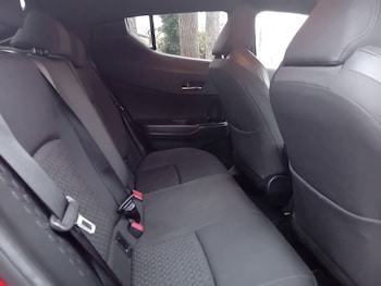 Used Toyota C-HR 2022 for sale - 76665617: Photo