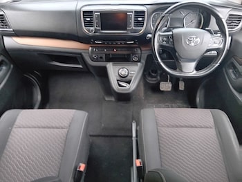 Used Toyota PROACE CITY Verso 2019 for sale - 75896793: Photo