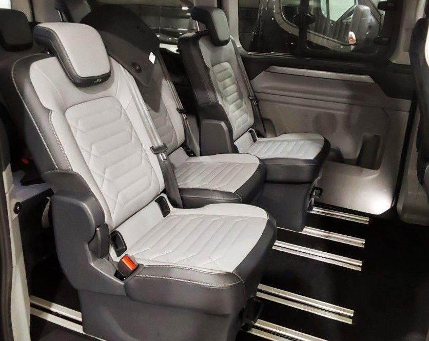 Used Ford Tourneo Custom 2025 for sale - 77288158: Photo 3