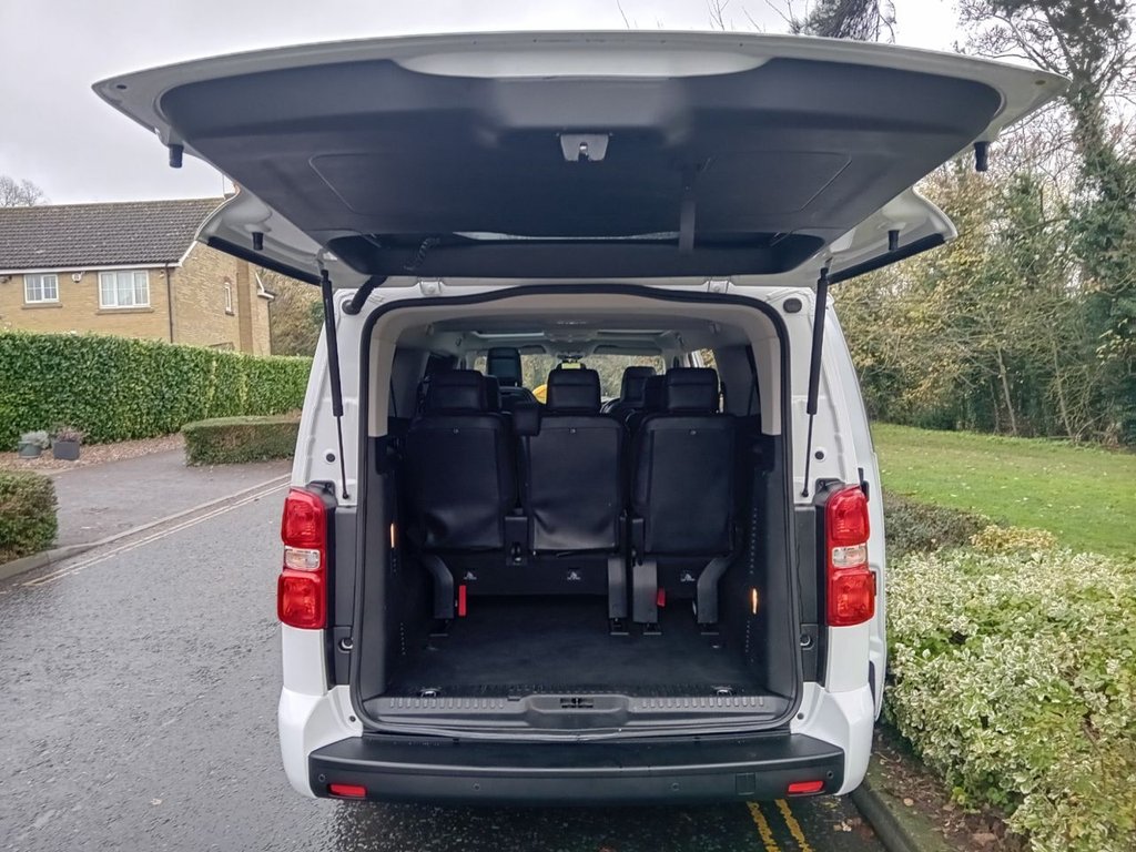Used Peugeot Traveller 2022 for sale - 76654607: Photo 12