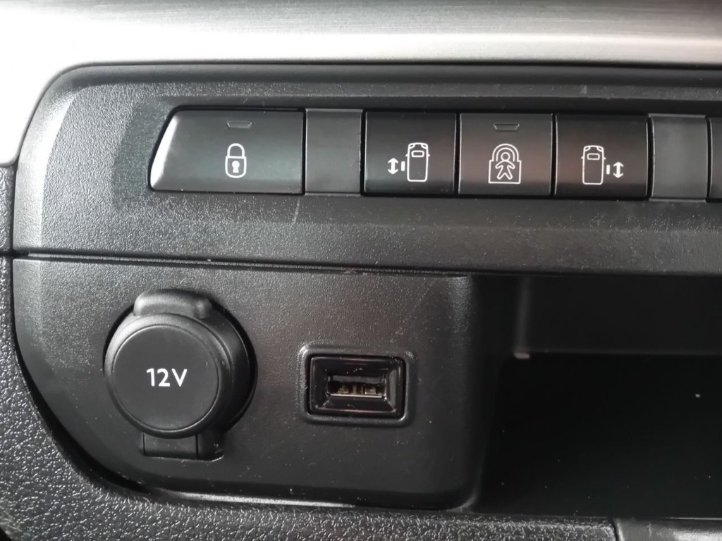Used Peugeot Traveller 2022 for sale - 76654607: Photo 27