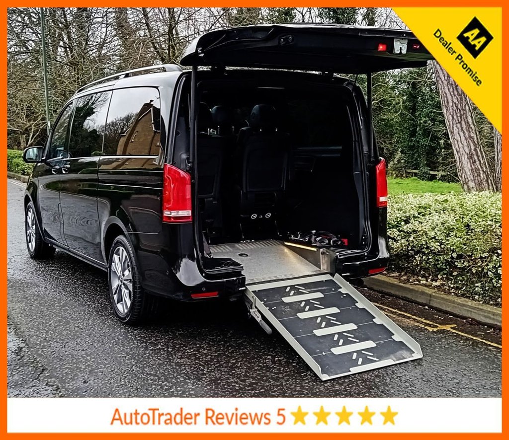 Used Mercedes-Benz V-Class 2018 for sale - 77879773: Photo 2