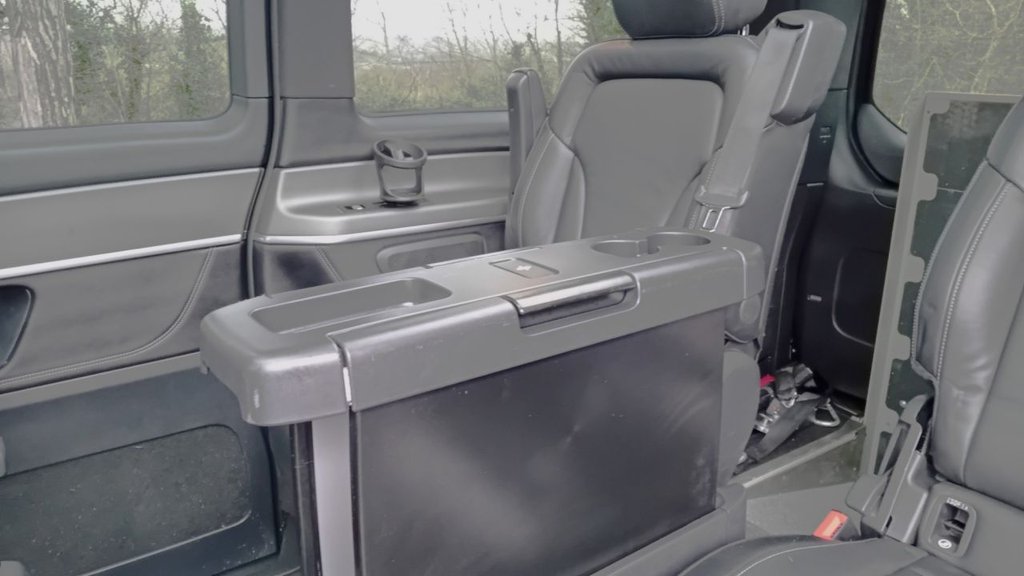 Used Mercedes-Benz V-Class 2018 for sale - 77879773: Photo 25