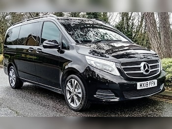 Used Mercedes-Benz V-Class 2018 for sale - 77879773: Photo