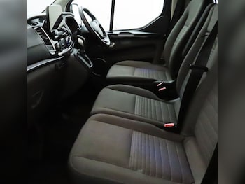 Used Ford Tourneo Custom 2022 for sale - 75693132: Photo