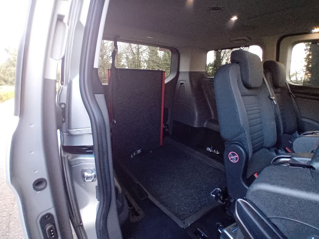 Used Ford Tourneo Custom 2020 for sale - 76910285: Photo 36
