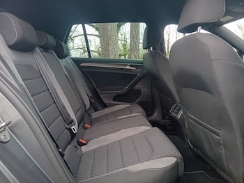 Used Volkswagen Golf 2019 for sale - 78002411: Photo