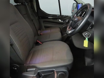 Used Ford Tourneo Custom 2021 for sale - 76883447: Photo