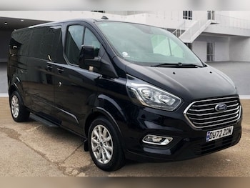 Used Ford Tourneo Custom 2022 for sale - 76069044: Photo