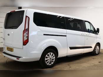 Used Ford Tourneo Custom 2019 for sale - 78413540: Photo