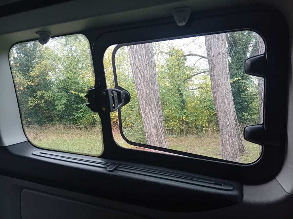 Used Ford Tourneo Custom 2022 for sale - 76080801: Photo 27