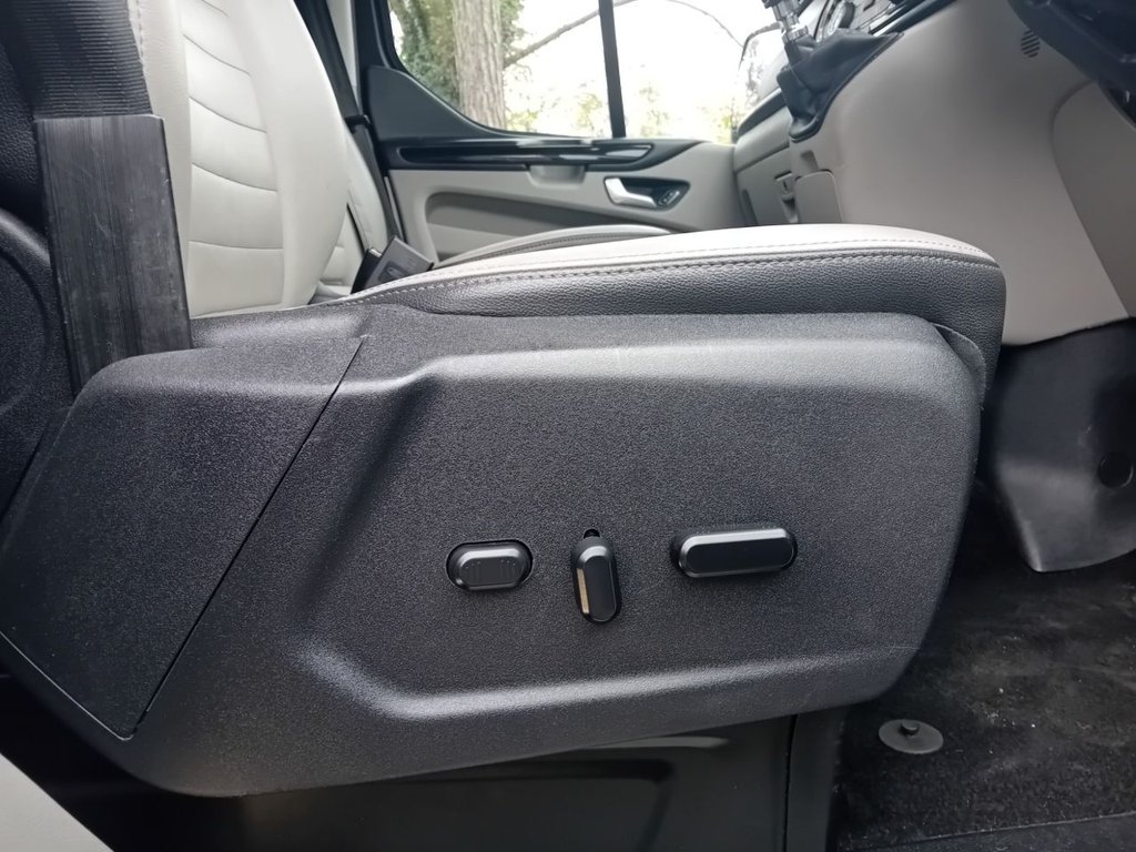 Used Ford Tourneo Custom 2022 for sale - 76080801: Photo 31