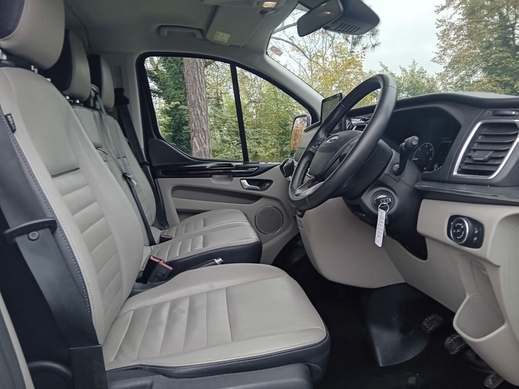 Used Ford Tourneo Custom 2022 for sale - 76080801: Photo 32