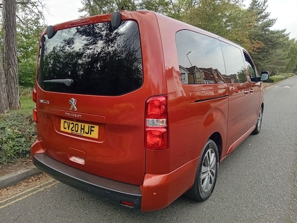 Used Peugeot Traveller 2020 for sale - 76317083: Photo 23