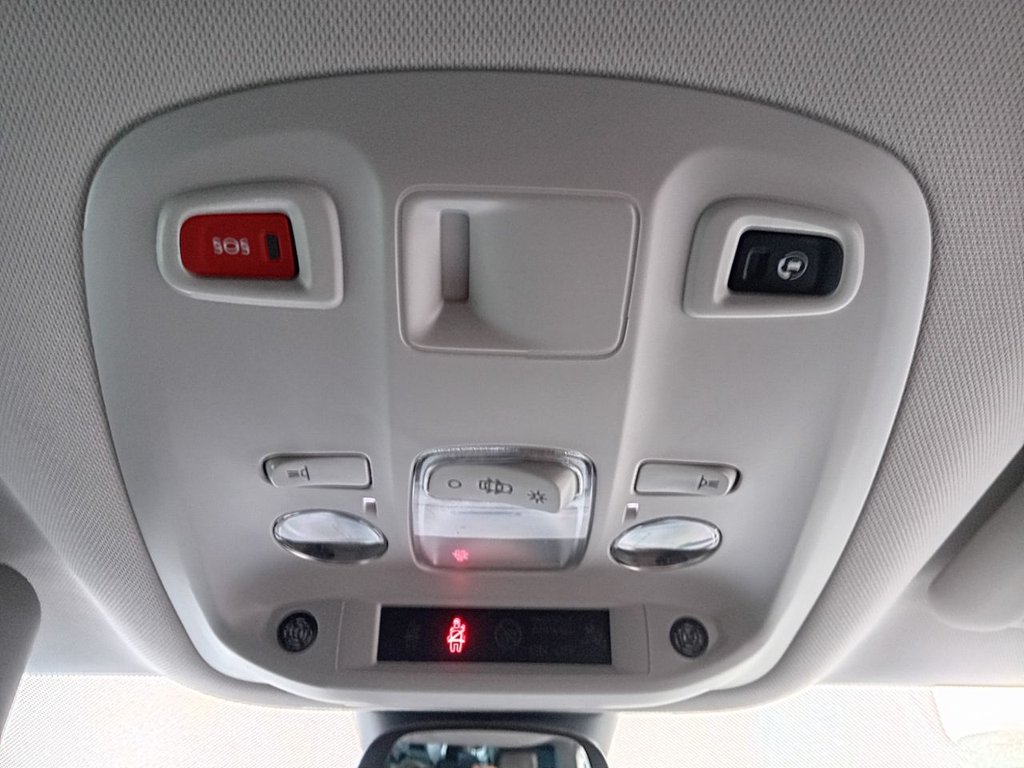 Used Peugeot Traveller 2020 for sale - 76317083: Photo 31