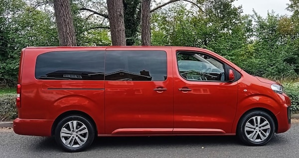 Used Peugeot Traveller 2020 for sale - 76317083: Photo 8