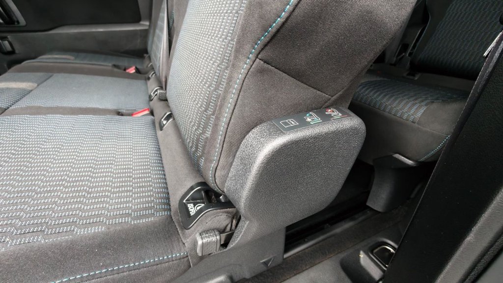 Used Peugeot Traveller 2019 for sale - 77020475: Photo 17