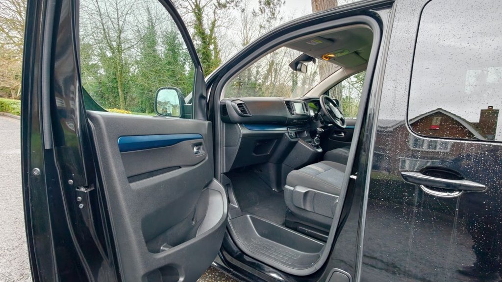 Used Peugeot Traveller 2019 for sale - 77020475: Photo 23