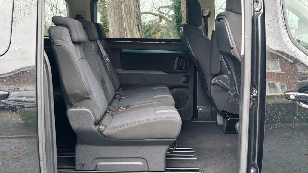 Used Peugeot Traveller 2019 for sale - 77020475: Photo 24