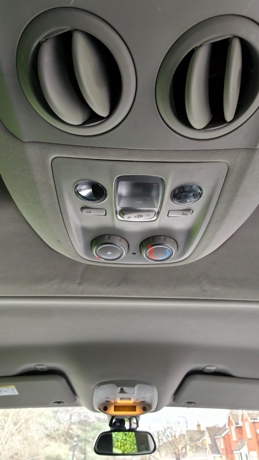 Used Peugeot Traveller 2019 for sale - 77020475: Photo 28