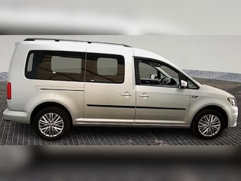 Used Volkswagen Caddy Maxi Life 2021 for sale - 78406225: Photo