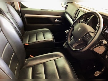 Used Peugeot Traveller 2021 for sale - 78598270: Photo