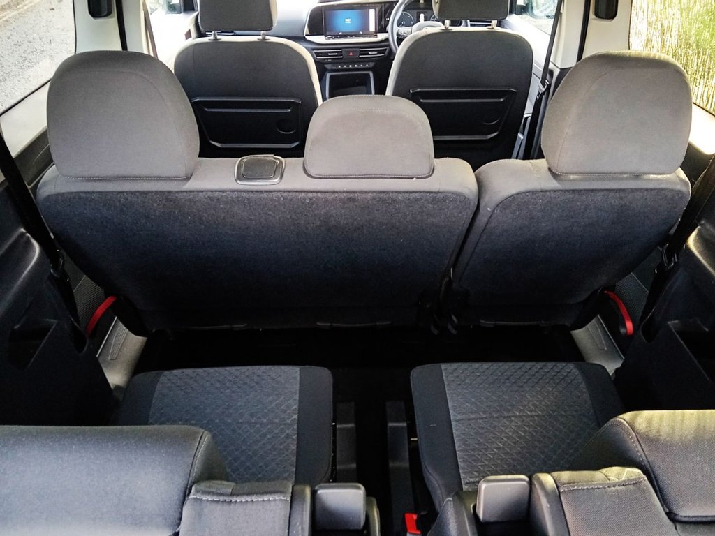 Used Ford Grand Tourneo Connect 2022 for sale - 76642115: Photo 14