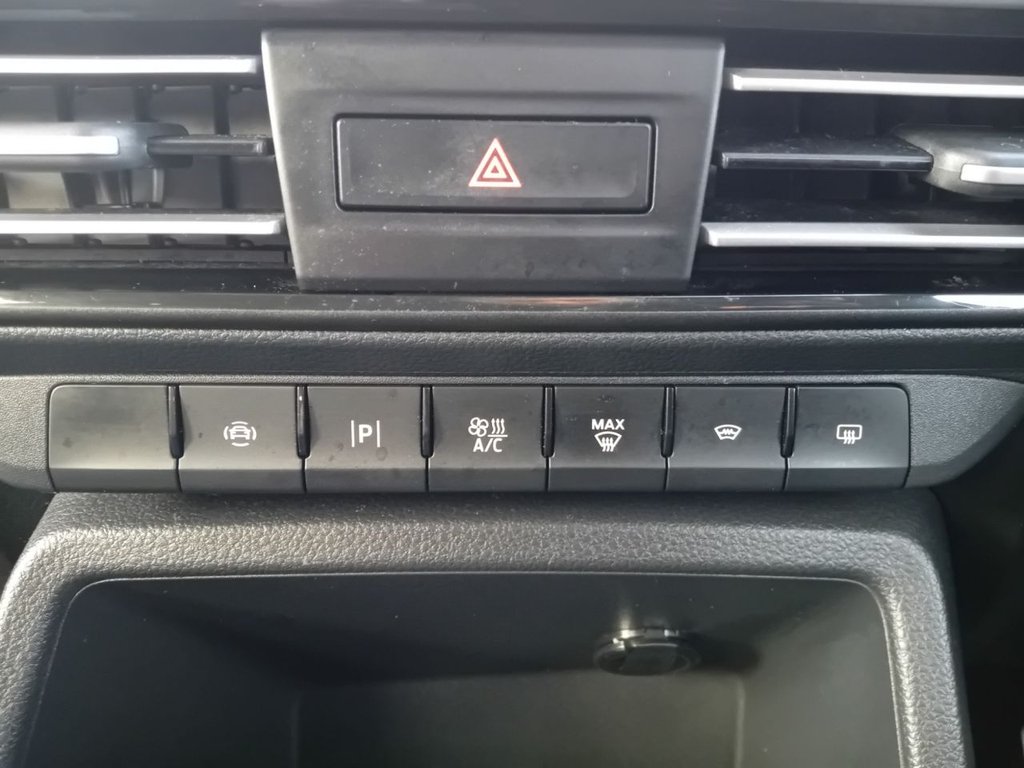 Used Ford Grand Tourneo Connect 2022 for sale - 76642115: Photo 24