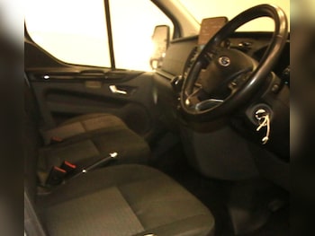 Used Ford Tourneo Custom 2020 for sale - 78256993: Photo